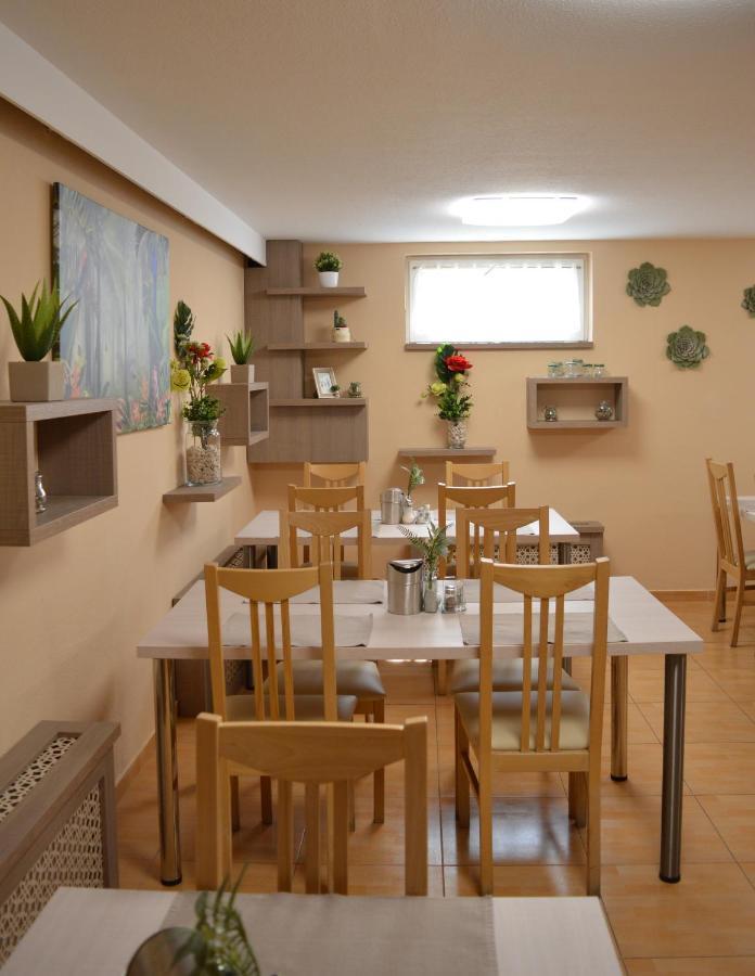 Alfred Panzio Bed & Breakfast Budapest Ngoại thất bức ảnh