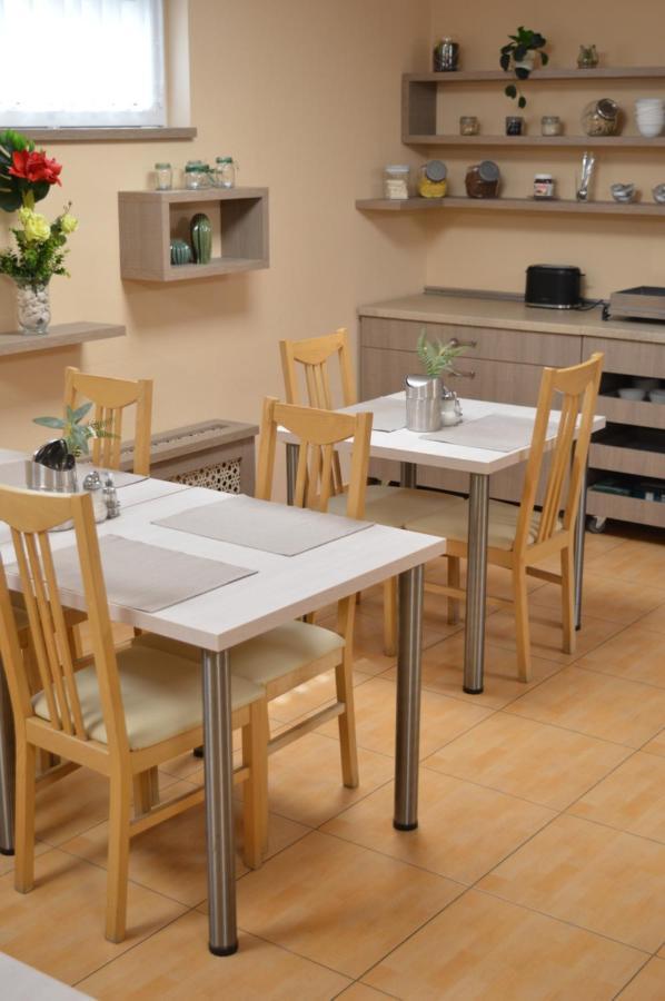 Alfred Panzio Bed & Breakfast Budapest Ngoại thất bức ảnh