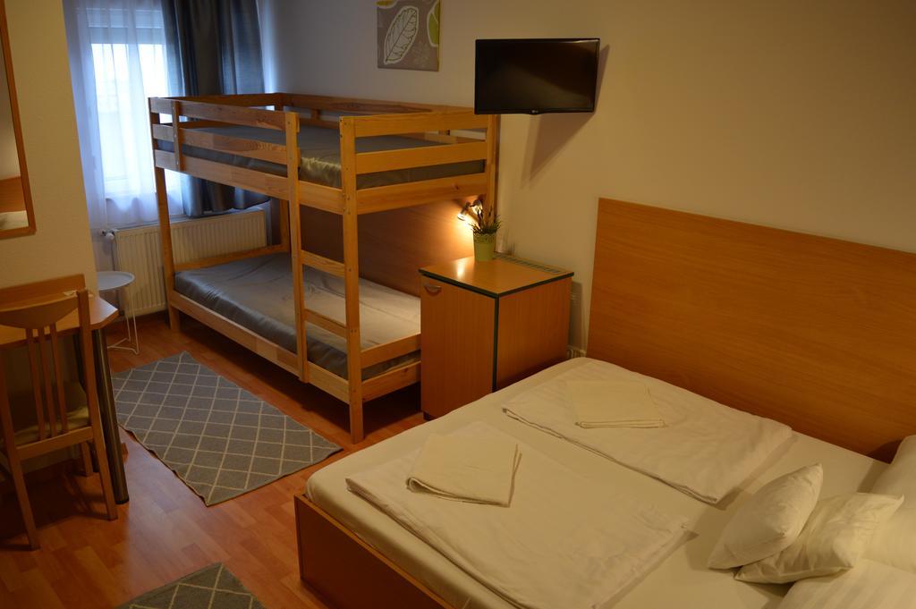 Alfred Panzio Bed & Breakfast Budapest Ngoại thất bức ảnh