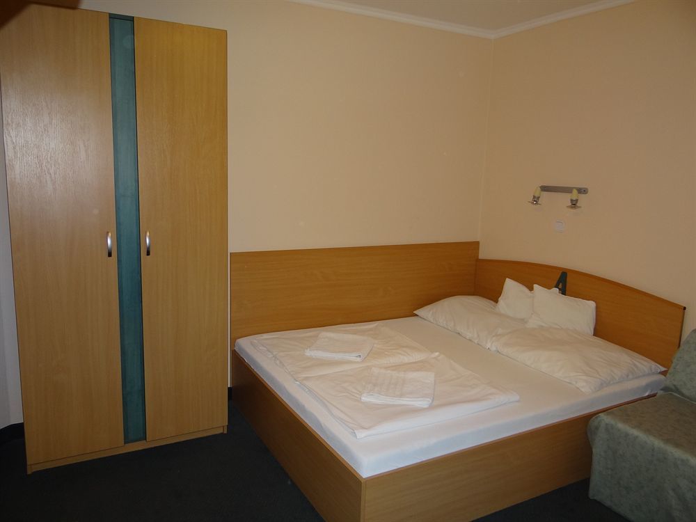 Alfred Panzio Bed & Breakfast Budapest Ngoại thất bức ảnh