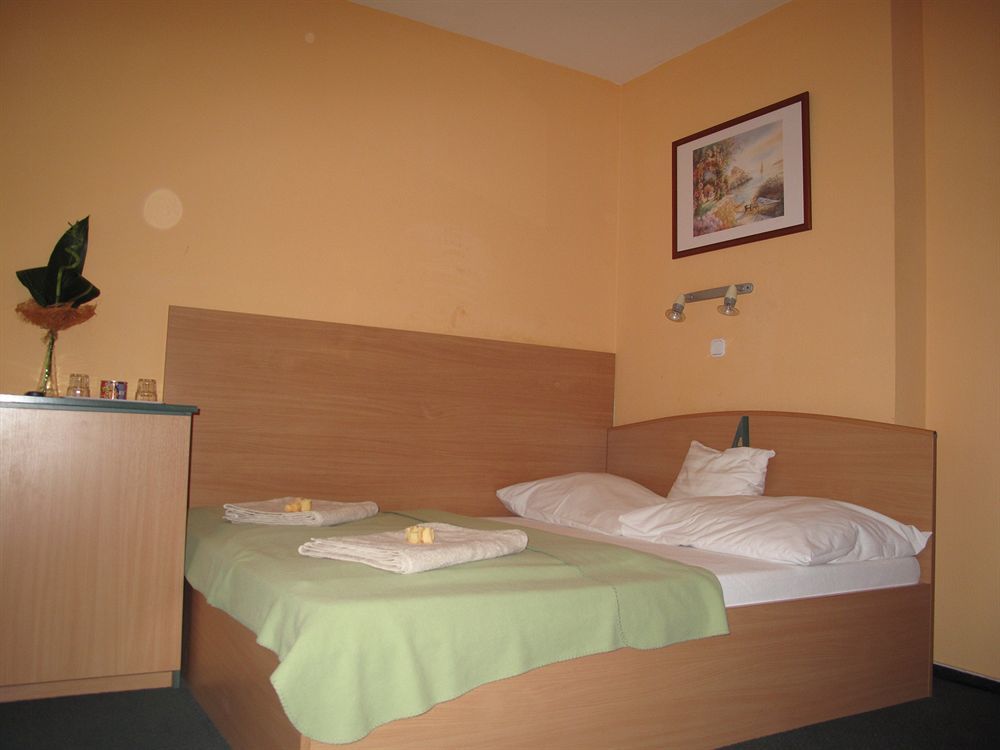 Alfred Panzio Bed & Breakfast Budapest Ngoại thất bức ảnh